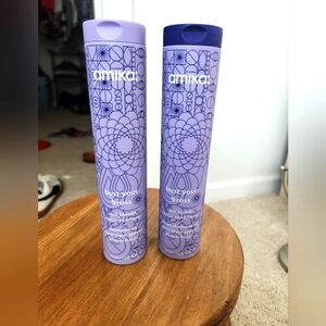 Amika Bust Your Brass